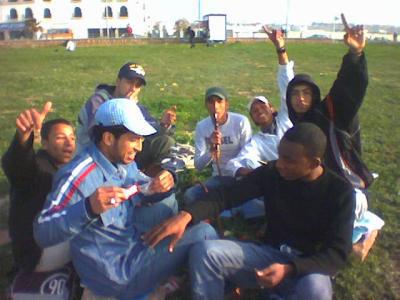 les drari fel bhar m3a chicha